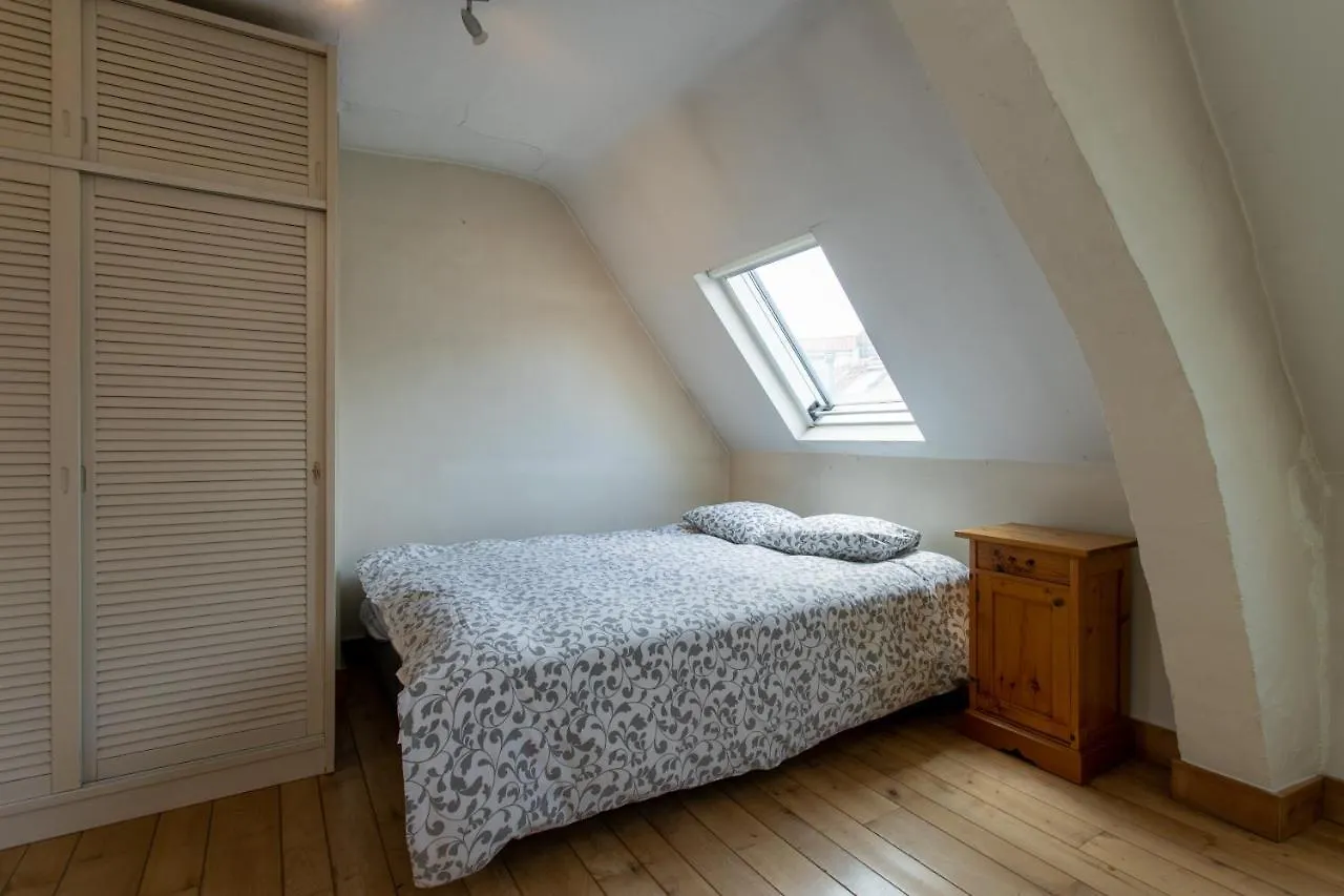 Coeur Saint-Jacques Villa Brussels Holiday home
